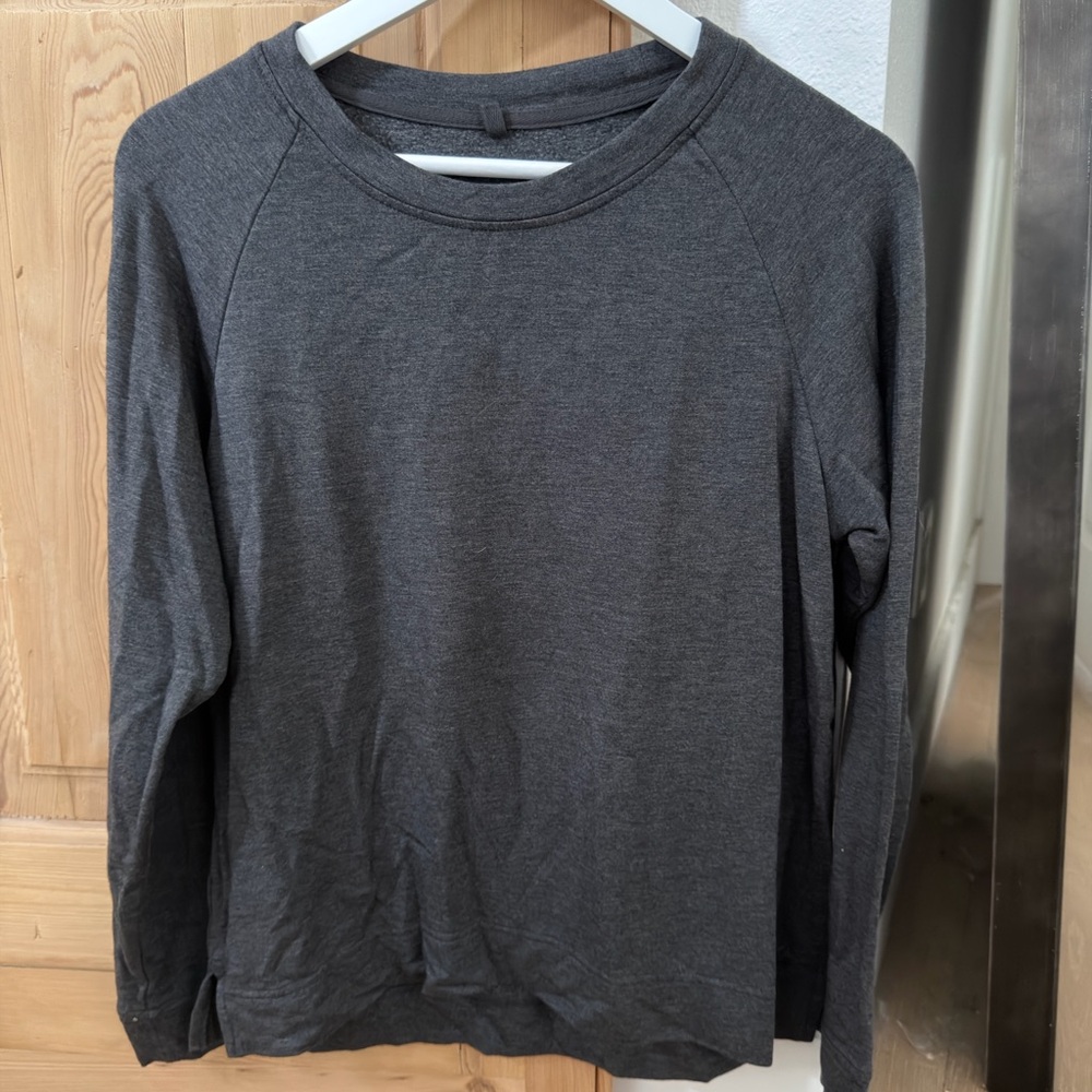 Lou & Grey Charcoal Gray Crewneck Top